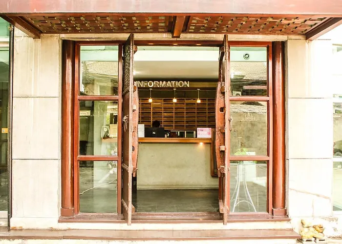 Bansabai Sabaidee Service Apartahotel